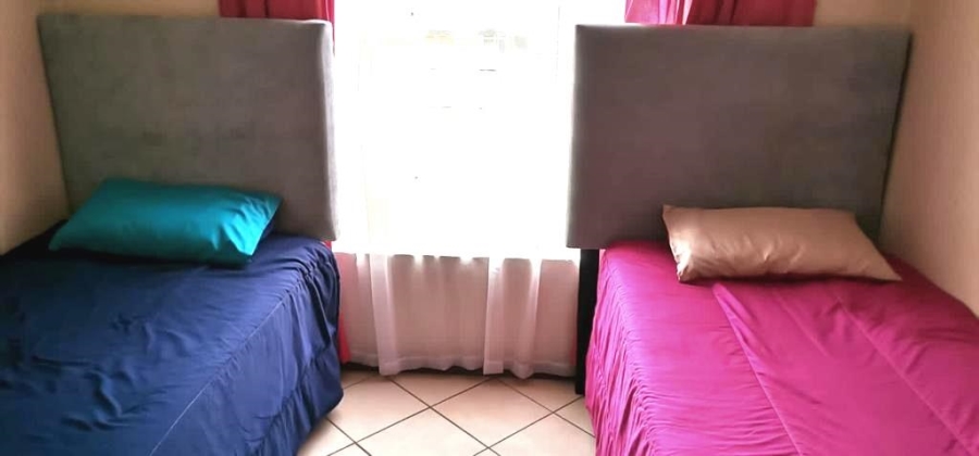 2 Bedroom Property for Sale in Honeydew Gauteng