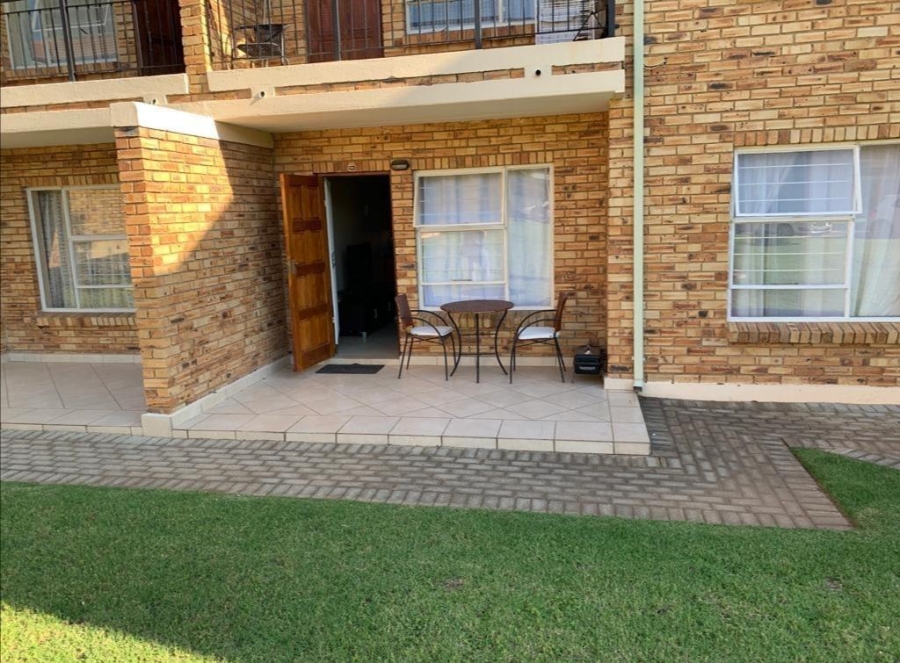 2 Bedroom Property for Sale in Honeydew Gauteng