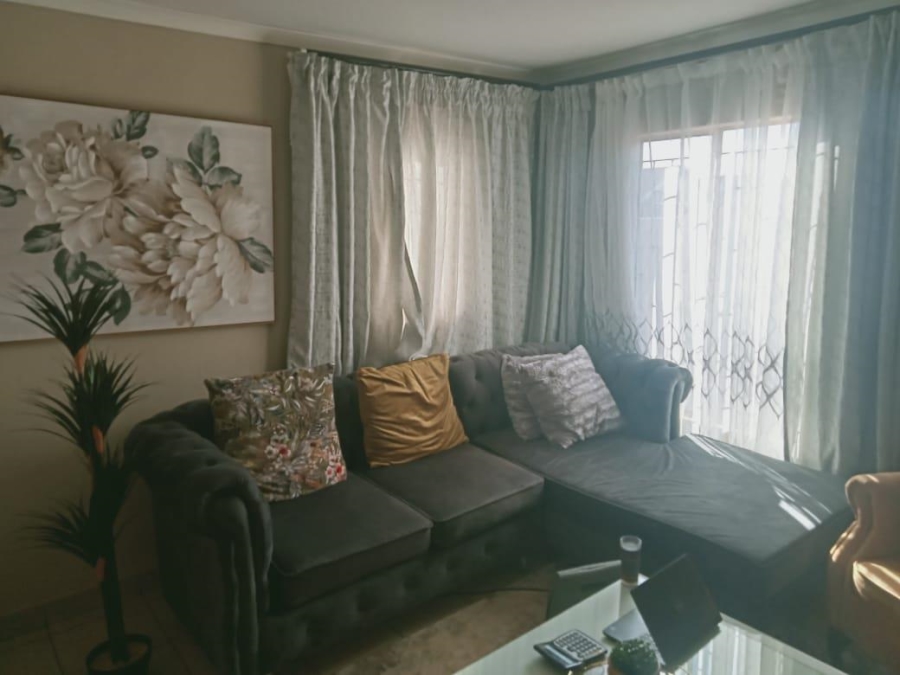 3 Bedroom Property for Sale in Sky City Gauteng