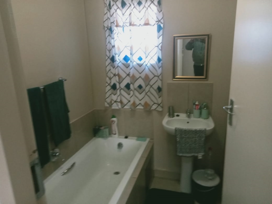 3 Bedroom Property for Sale in Sky City Gauteng