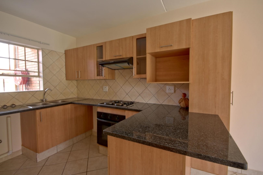 To Let 2 Bedroom Property for Rent in Elardus Park Gauteng