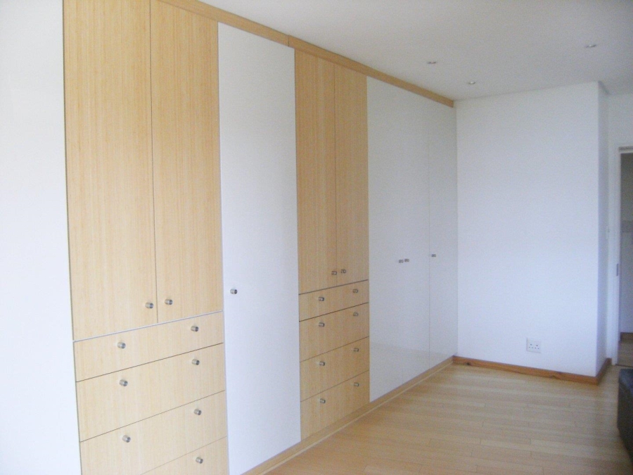 To Let 1 Bedroom Property for Rent in Sandhurst Gauteng