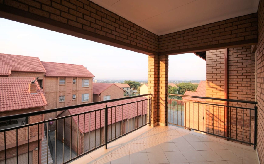 To Let 2 Bedroom Property for Rent in Hazeldean Gauteng