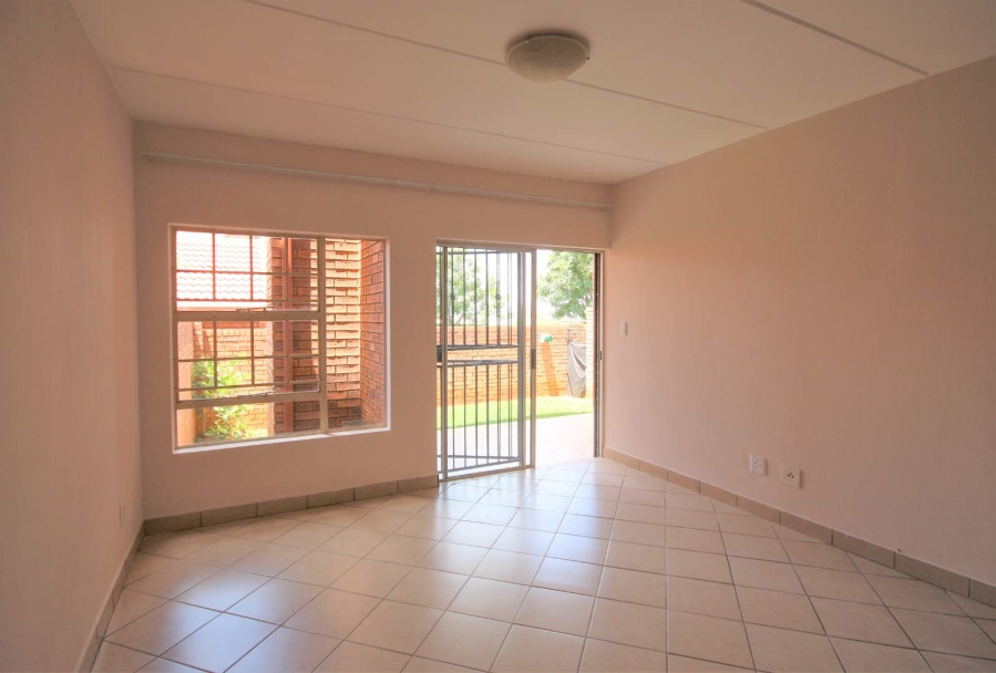 To Let 2 Bedroom Property for Rent in Hazeldean Gauteng