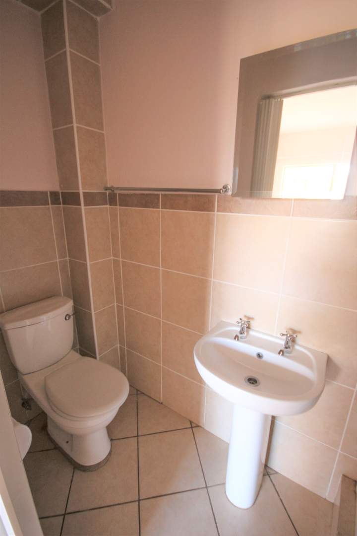 To Let 2 Bedroom Property for Rent in Hazeldean Gauteng