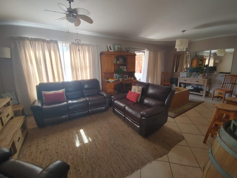 3 Bedroom Property for Sale in Candlewoods Country Estate Gauteng