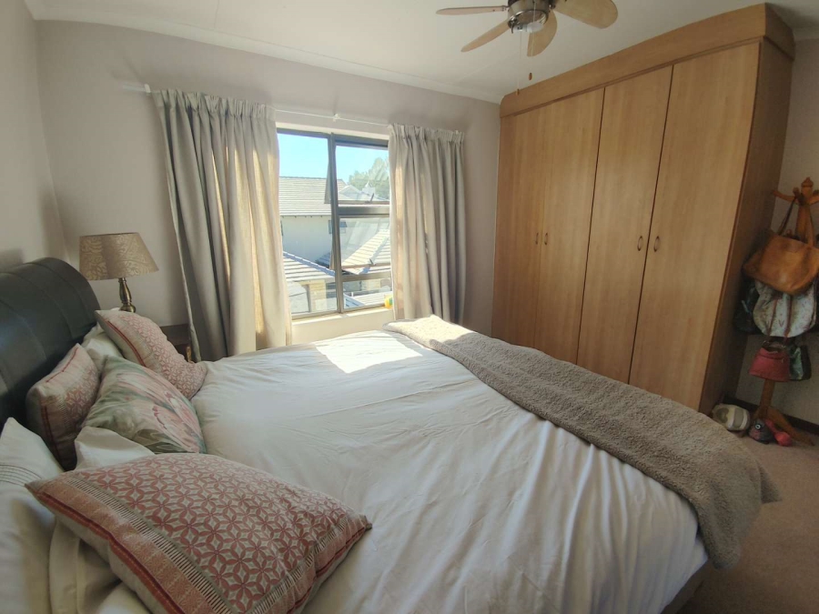 3 Bedroom Property for Sale in Candlewoods Country Estate Gauteng
