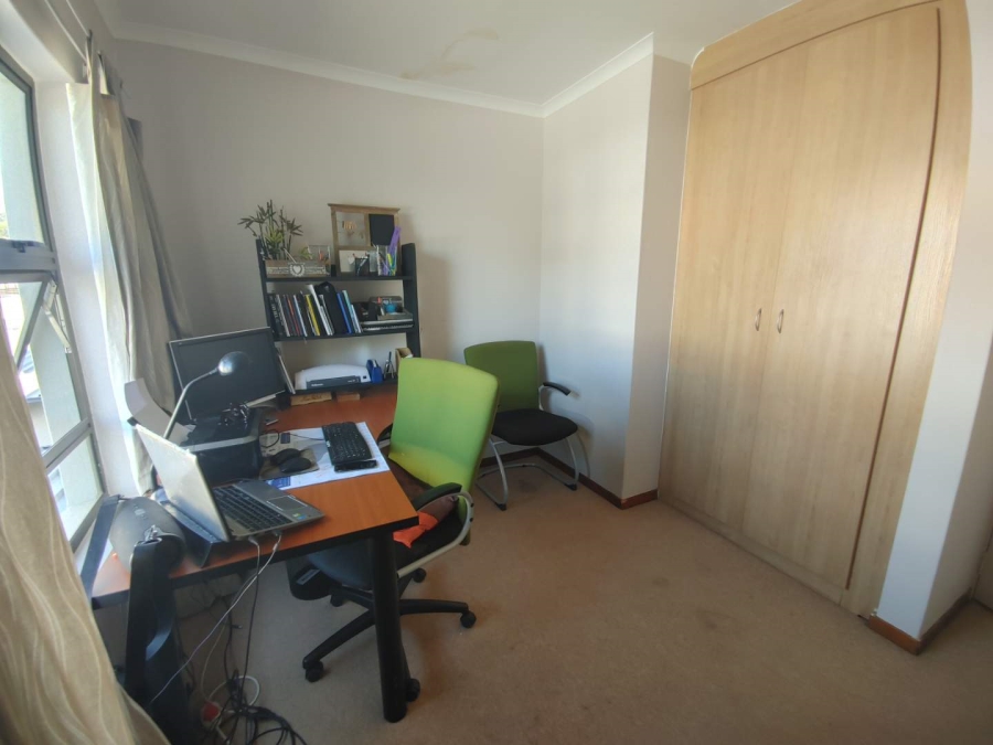 3 Bedroom Property for Sale in Candlewoods Country Estate Gauteng