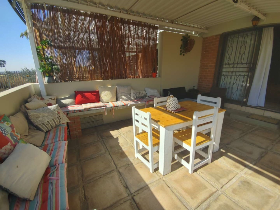 3 Bedroom Property for Sale in Candlewoods Country Estate Gauteng