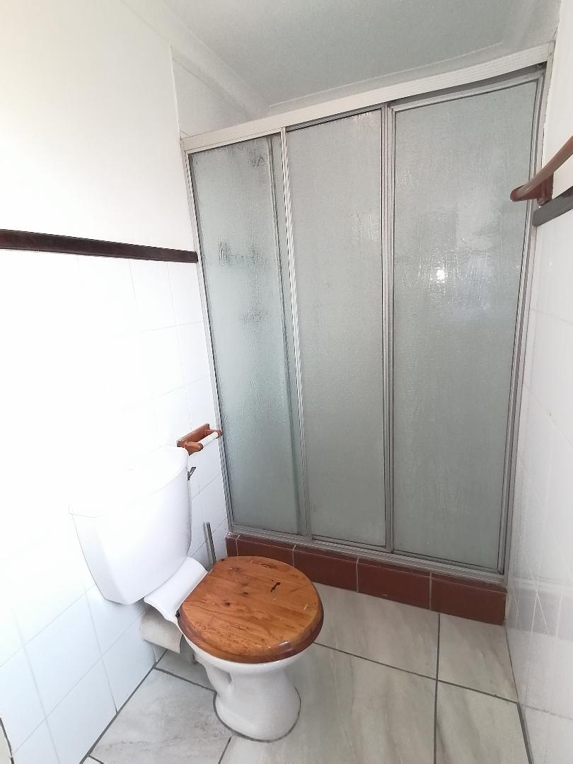 2 Bedroom Property for Sale in Sunninghill Gauteng