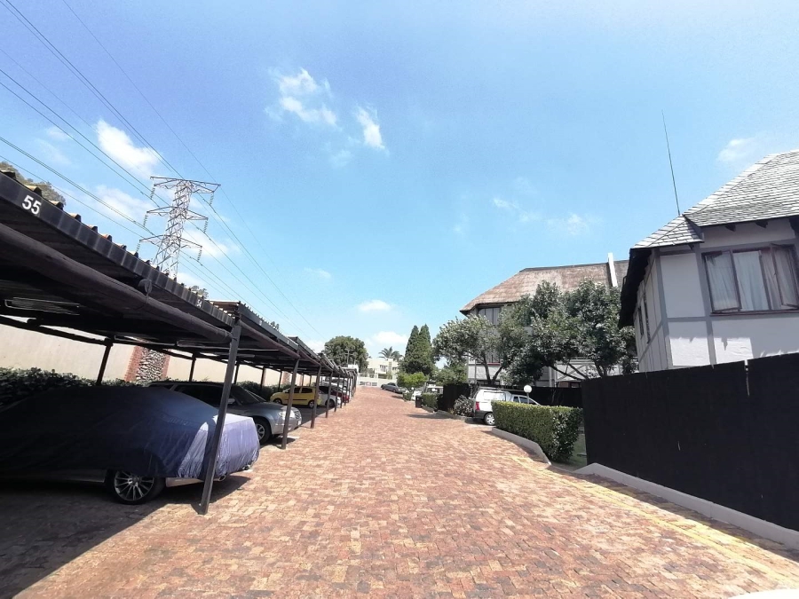 2 Bedroom Property for Sale in Sunninghill Gauteng