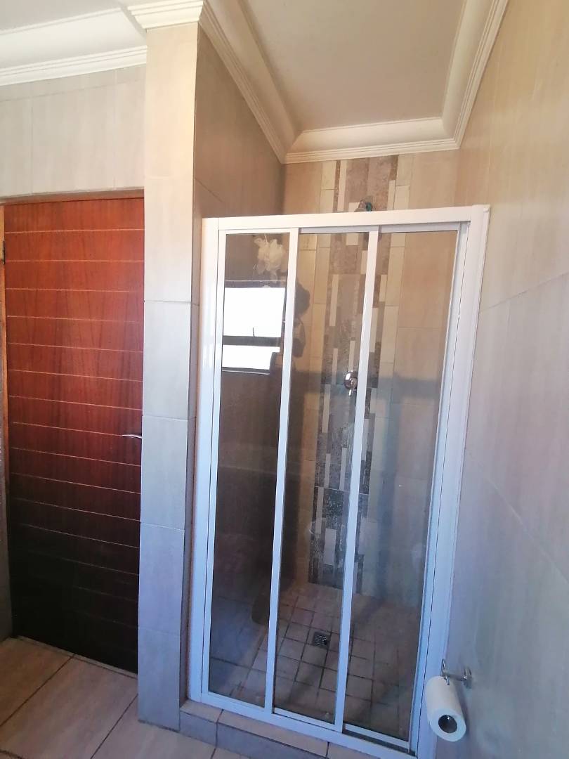 To Let 2 Bedroom Property for Rent in Terenure Gauteng