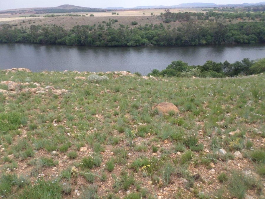 0 Bedroom Property for Sale in Vaaloewer Gauteng