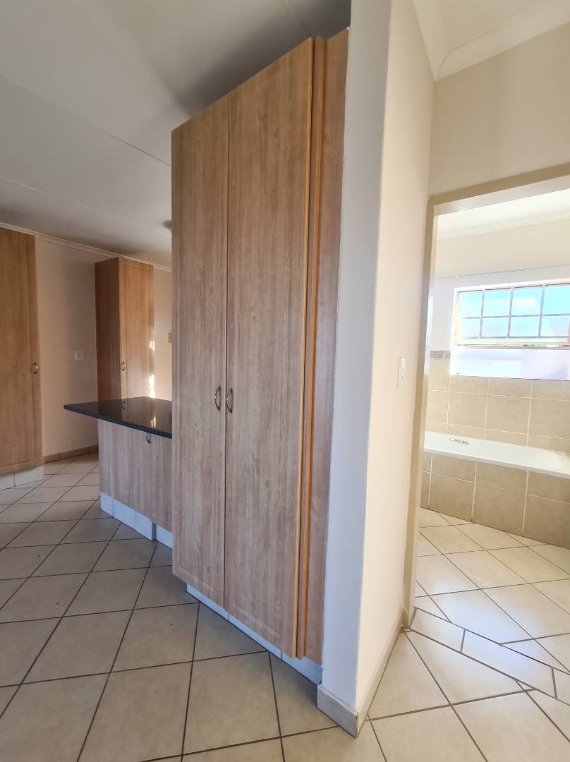 To Let 2 Bedroom Property for Rent in Hazeldean Gauteng