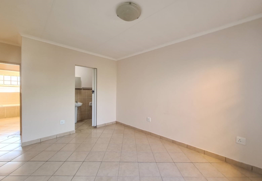To Let 2 Bedroom Property for Rent in Hazeldean Gauteng