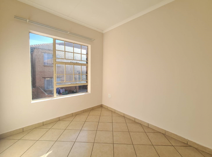 To Let 2 Bedroom Property for Rent in Hazeldean Gauteng