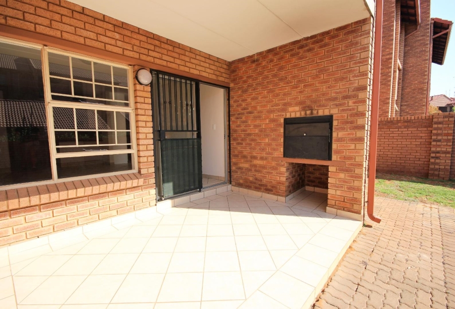 To Let 3 Bedroom Property for Rent in Hazeldean Gauteng