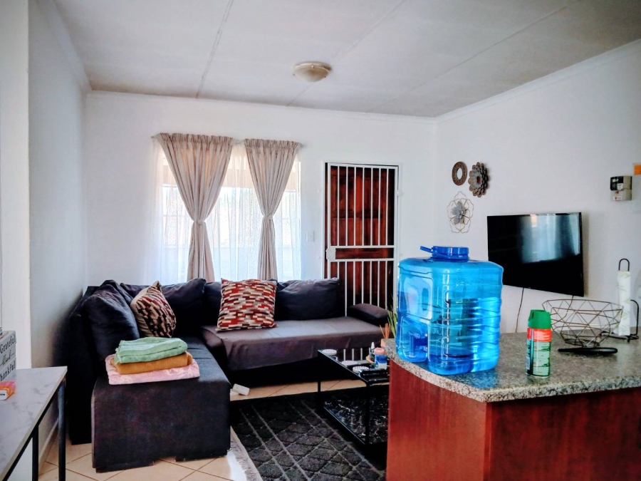 2 Bedroom Property for Sale in Honeypark Gauteng