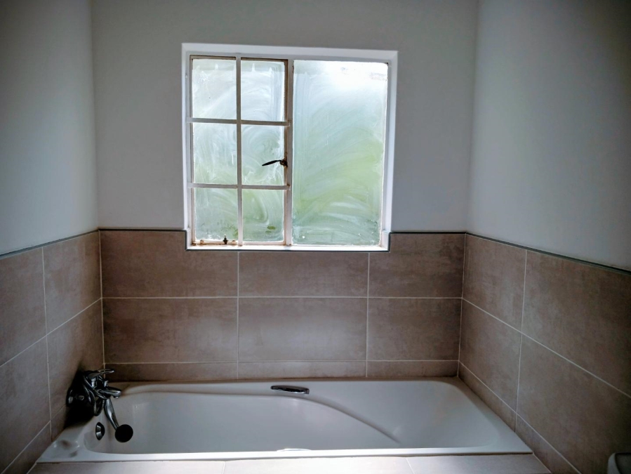 2 Bedroom Property for Sale in Honeypark Gauteng