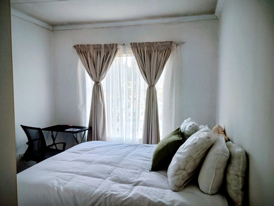 2 Bedroom Property for Sale in Honeypark Gauteng