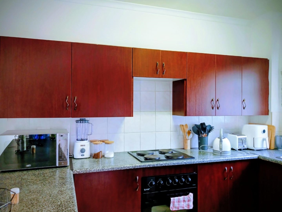2 Bedroom Property for Sale in Honeypark Gauteng
