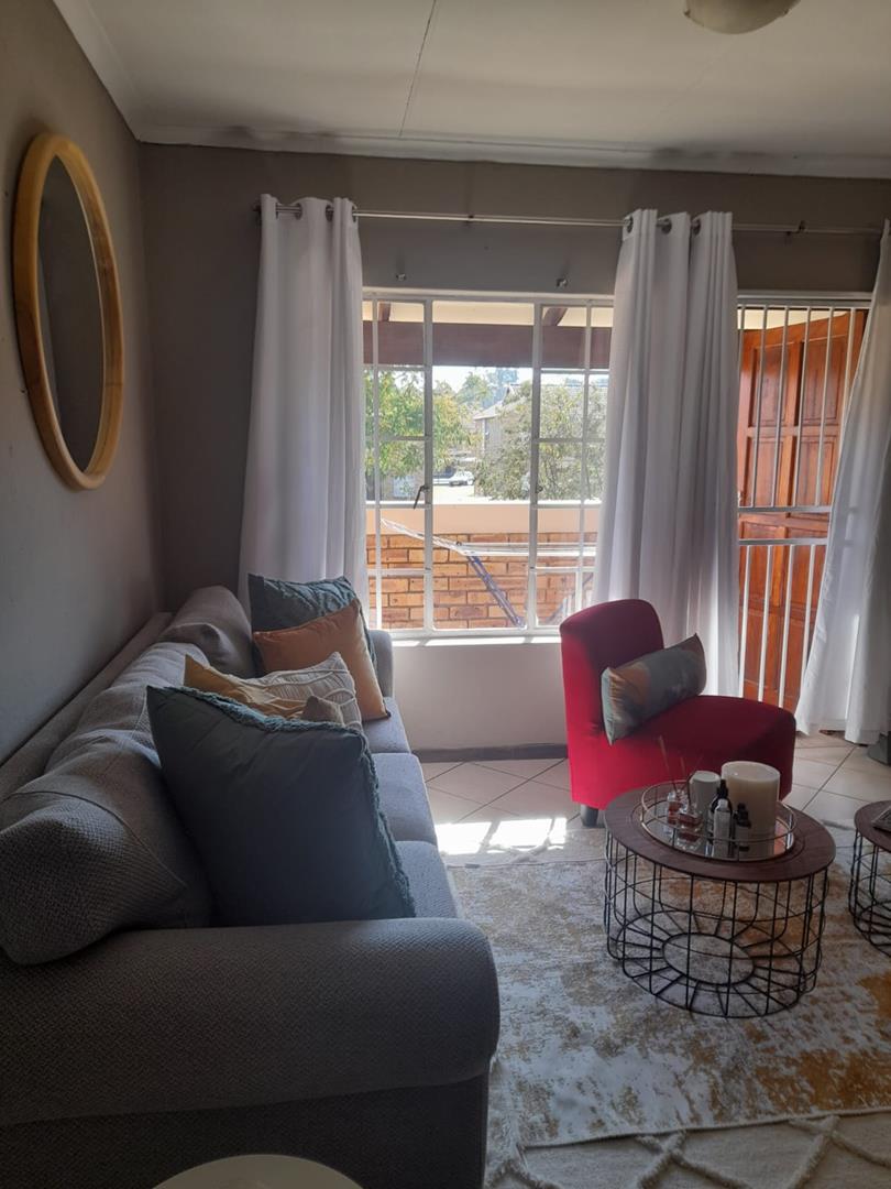 2 Bedroom Property for Sale in Honeypark Gauteng