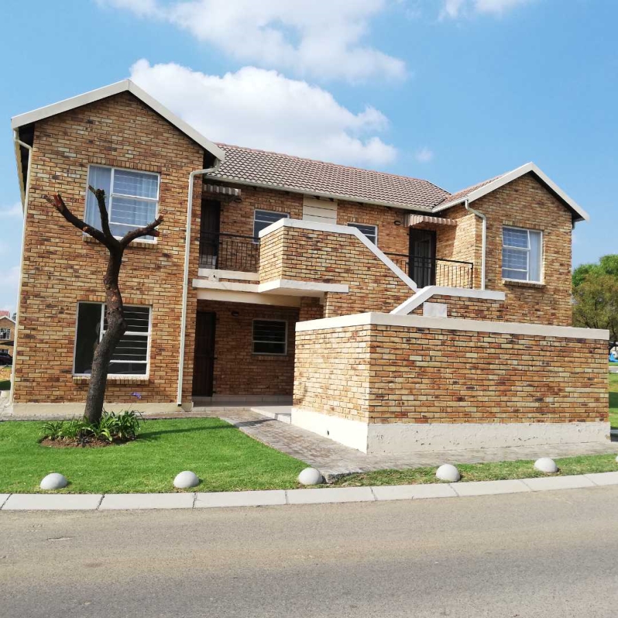 2 Bedroom Property for Sale in Honeypark Gauteng