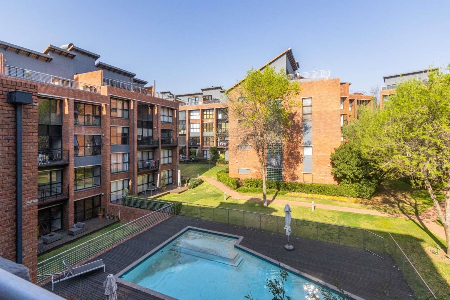 2 Bedroom Property for Sale in Atholl Gauteng