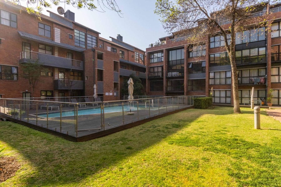 2 Bedroom Property for Sale in Atholl Gauteng