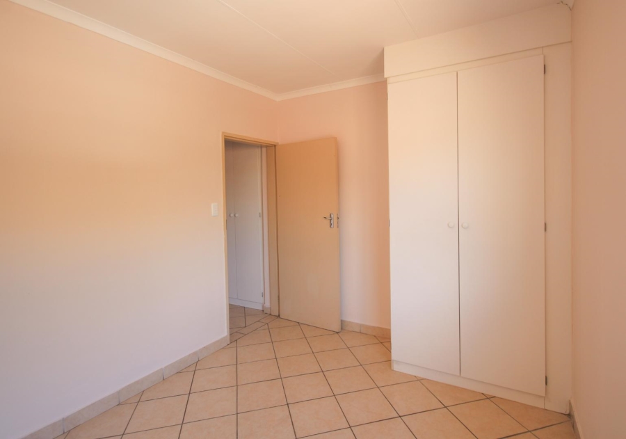 To Let 2 Bedroom Property for Rent in Hazeldean Gauteng