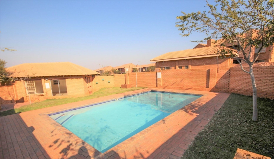 To Let 2 Bedroom Property for Rent in Hazeldean Gauteng