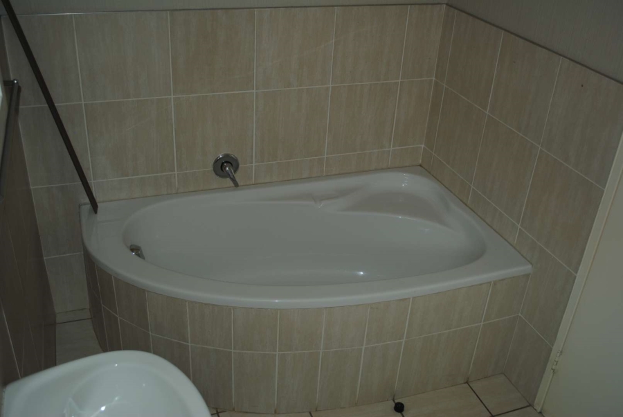 To Let 3 Bedroom Property for Rent in Riversdale Gauteng