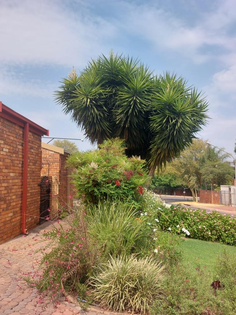3 Bedroom Property for Sale in Val de Grace Gauteng