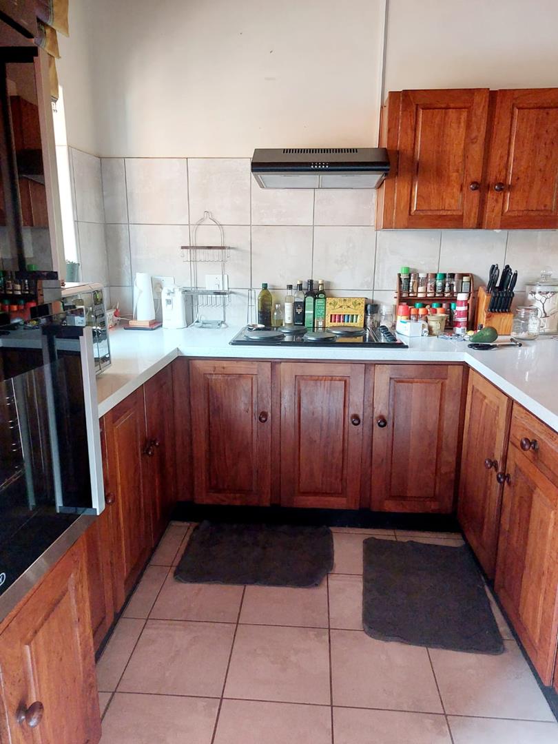 3 Bedroom Property for Sale in Val de Grace Gauteng
