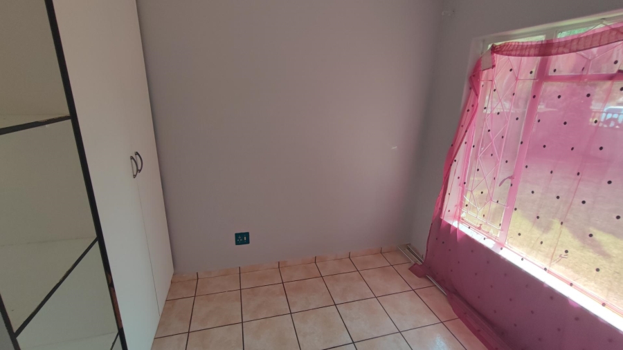 3 Bedroom Property for Sale in Brackendowns Gauteng