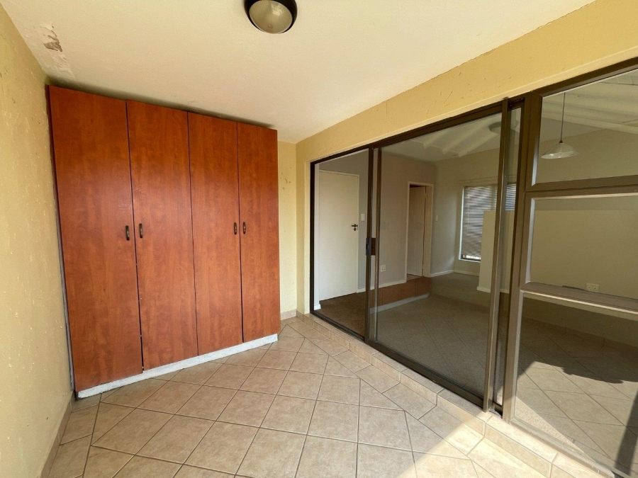 1 Bedroom Property for Sale in Tijger Valley Gauteng
