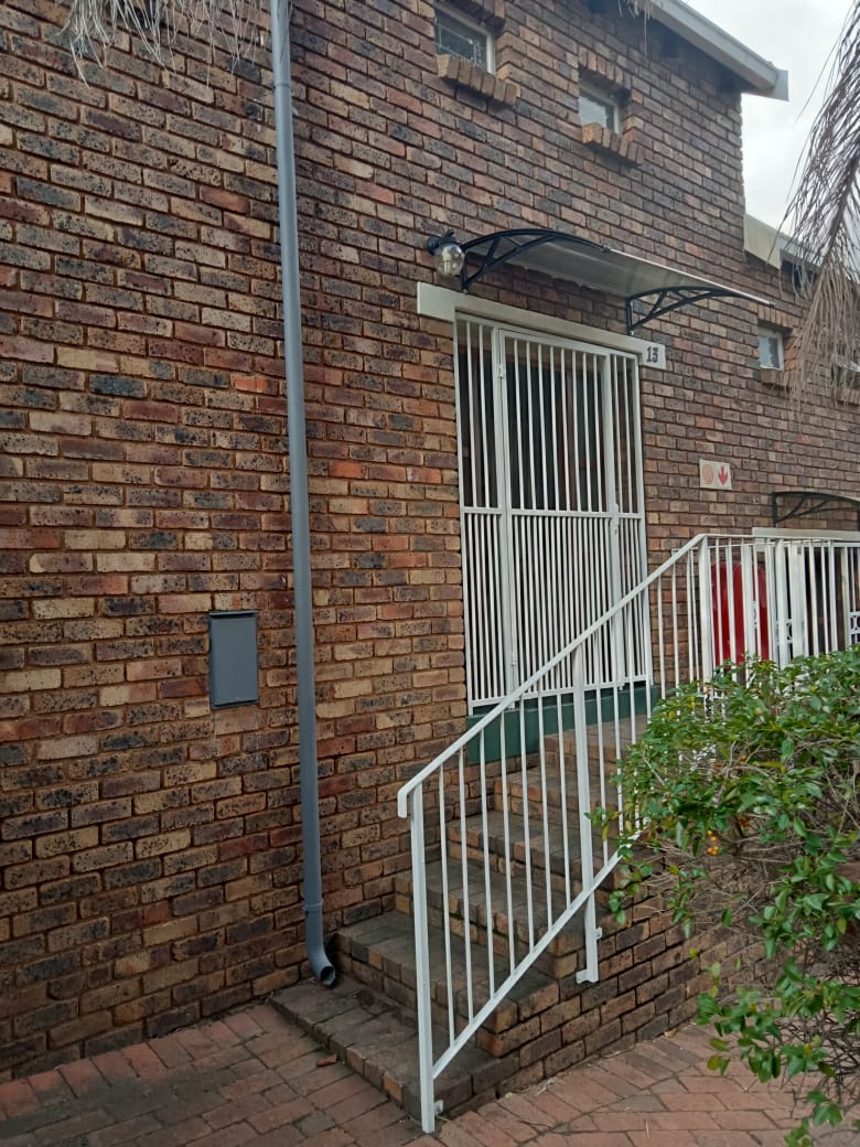 To Let 3 Bedroom Property for Rent in Garsfontein Gauteng