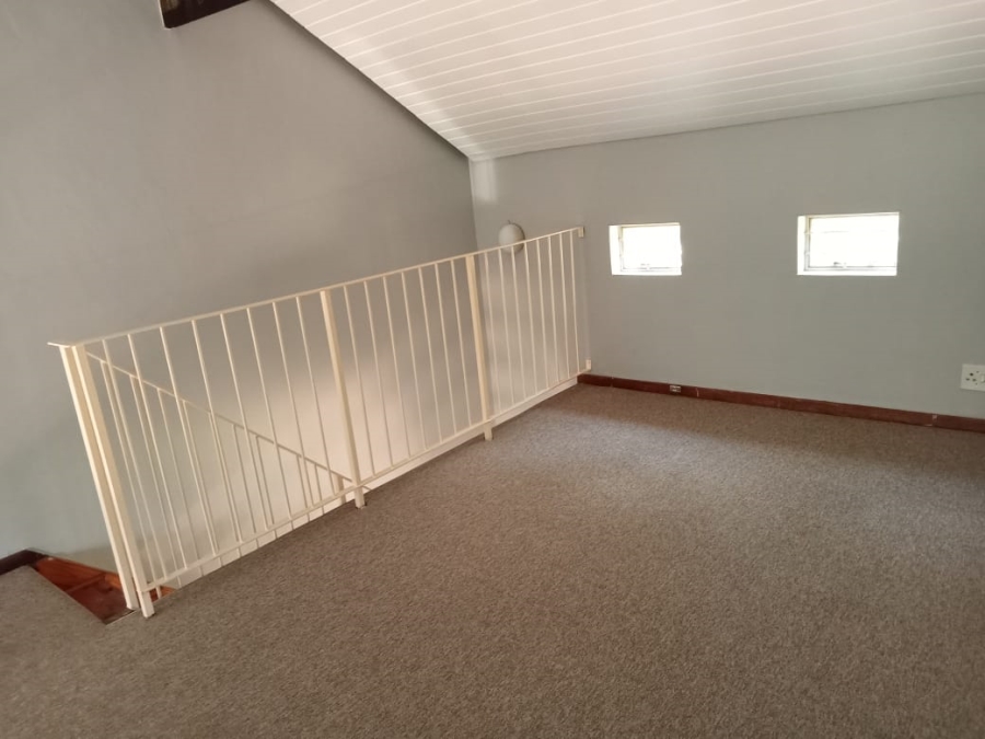 To Let 3 Bedroom Property for Rent in Garsfontein Gauteng