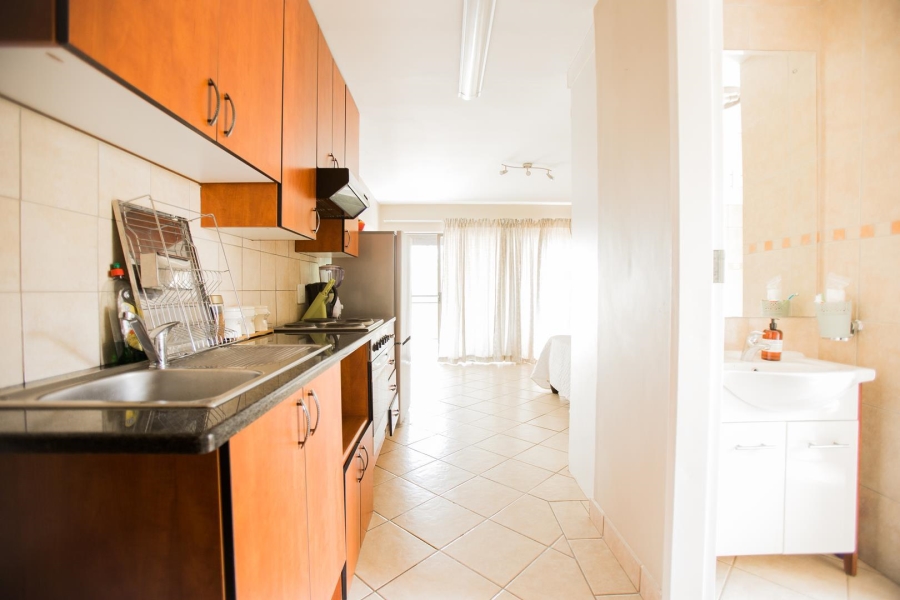 1 Bedroom Property for Sale in Oukraal Estate Gauteng