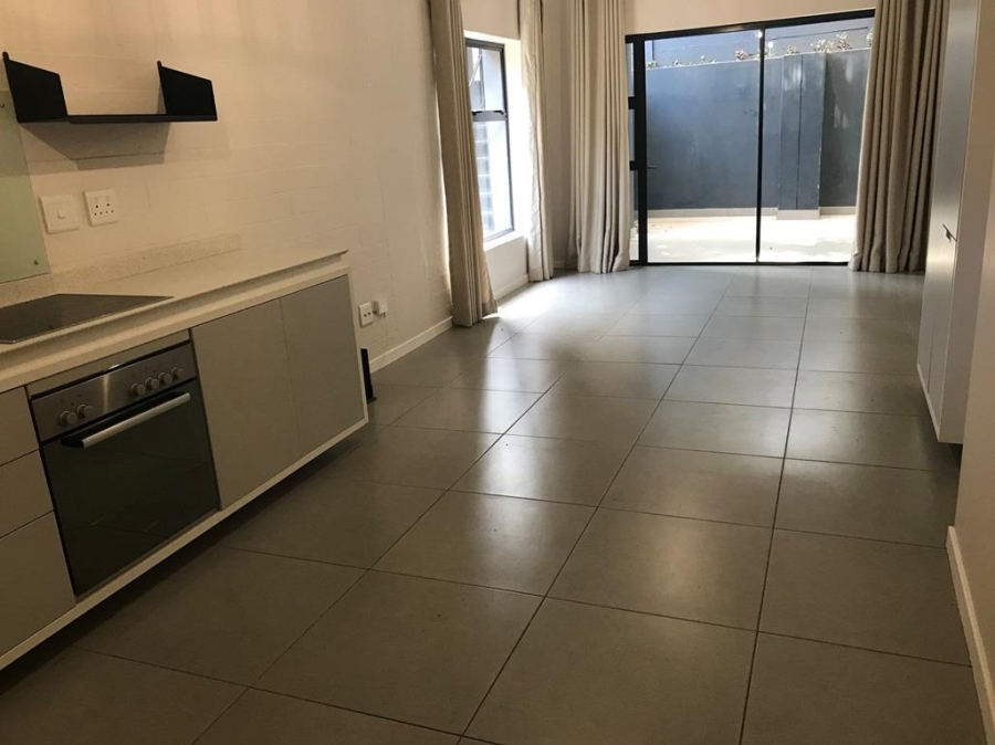 1 Bedroom Property for Sale in Linden Gauteng