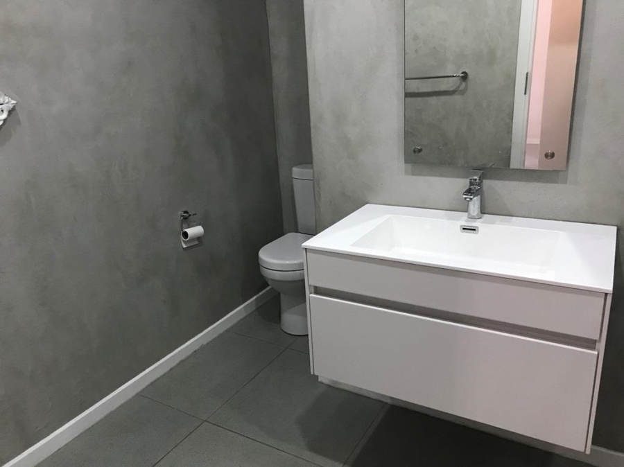 1 Bedroom Property for Sale in Linden Gauteng