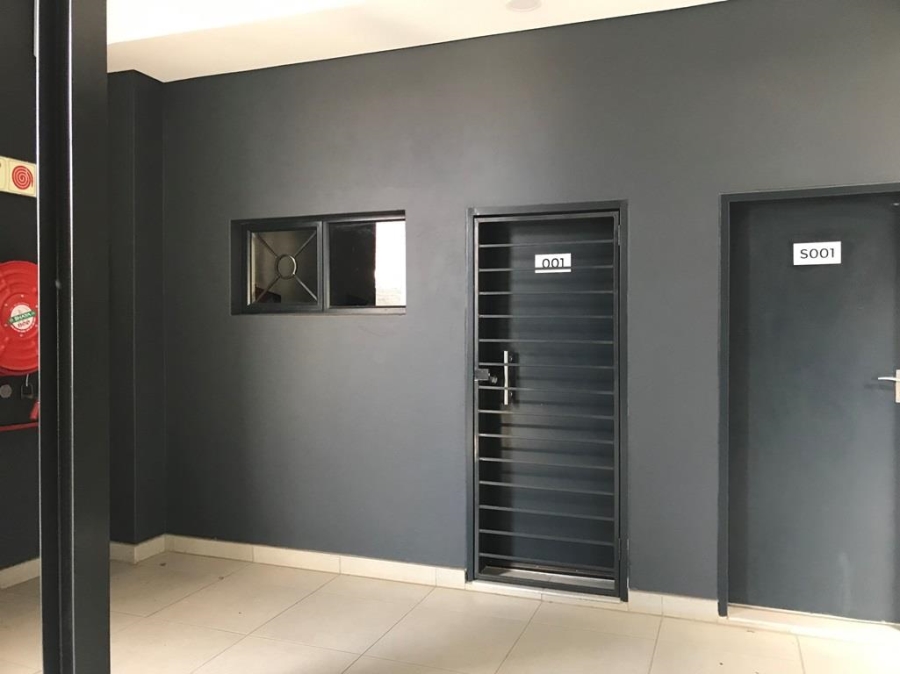 1 Bedroom Property for Sale in Linden Gauteng