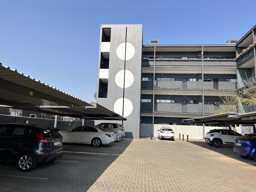 1 Bedroom Property for Sale in Linden Gauteng