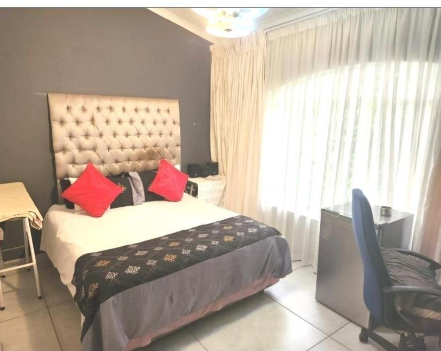 2 Bedroom Property for Sale in Lyndhurst Gauteng