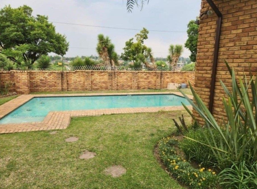 2 Bedroom Property for Sale in Lyndhurst Gauteng