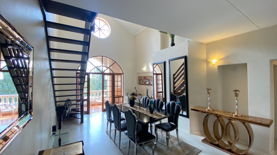 2 Bedroom Property for Sale in Morningside Gauteng