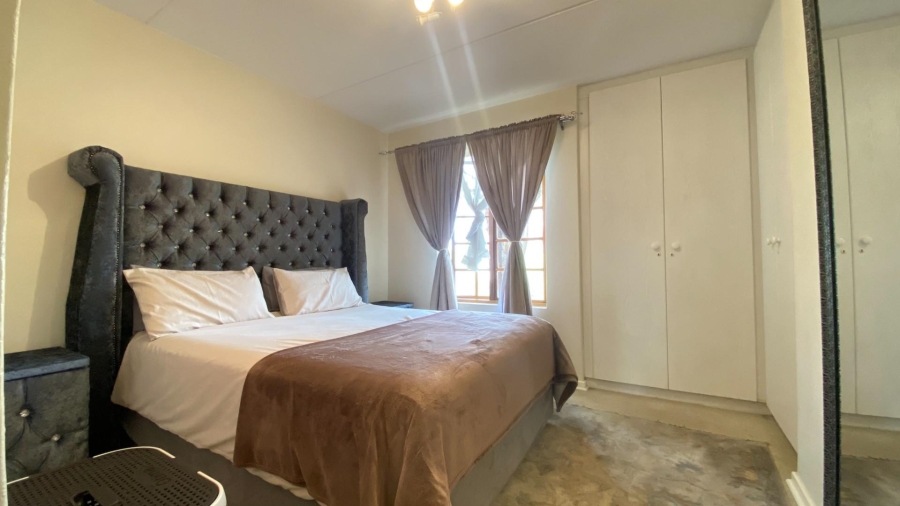 2 Bedroom Property for Sale in Morningside Gauteng