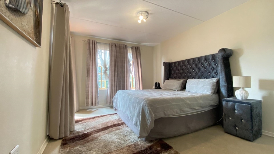 2 Bedroom Property for Sale in Morningside Gauteng
