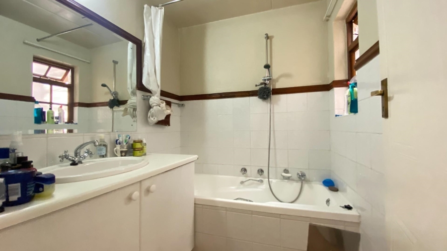 2 Bedroom Property for Sale in Morningside Gauteng