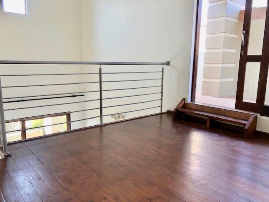 To Let 2 Bedroom Property for Rent in Fourways Gauteng